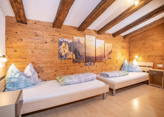 مكان تخييم كامبينغ إنتال