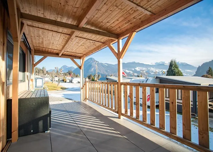 كامبينغ إنتال مكان تخييم