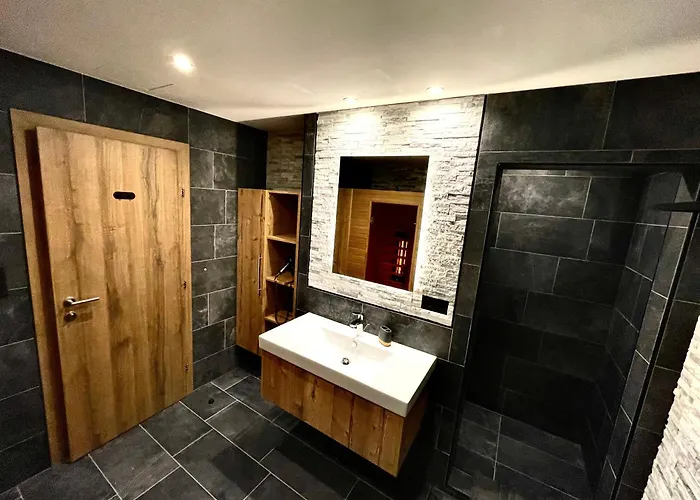 因塔尔露营地 韦兴